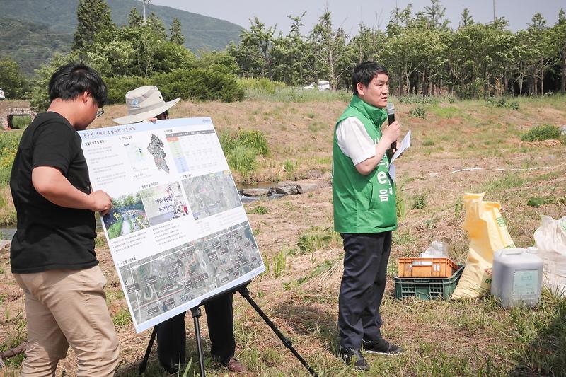 Young-9113.jpg 이미지