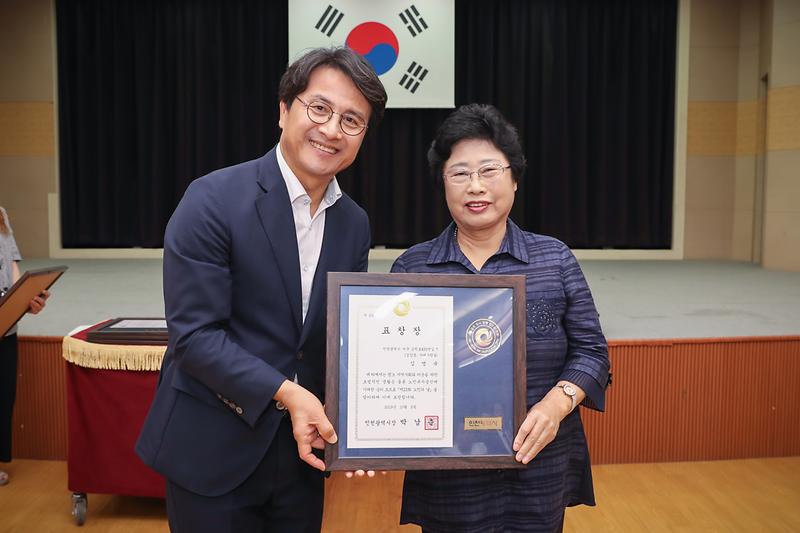 Young-9233.jpg 이미지