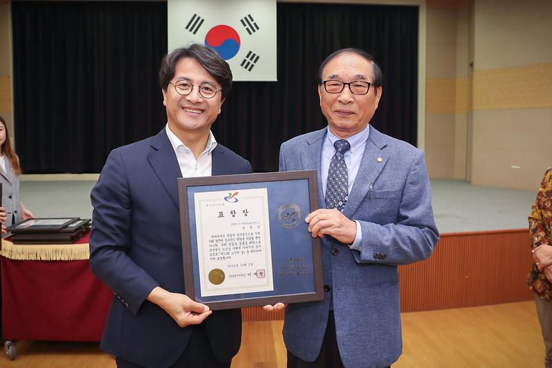 Young-9280.jpg 이미지