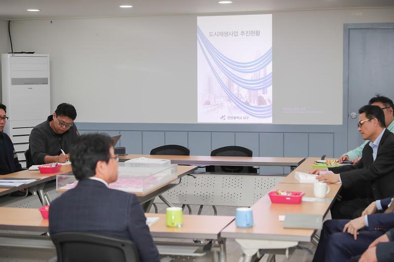 Young-9307.jpg 이미지