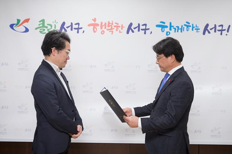 Young-9353.jpg 이미지