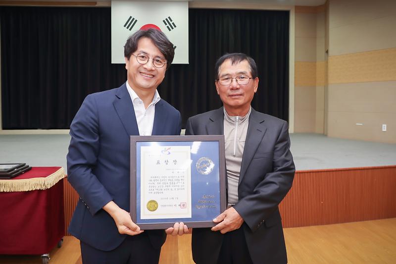 Young-9365.jpg 이미지