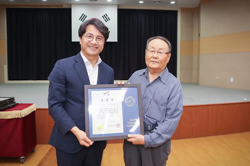 Young-9400.jpg 이미지