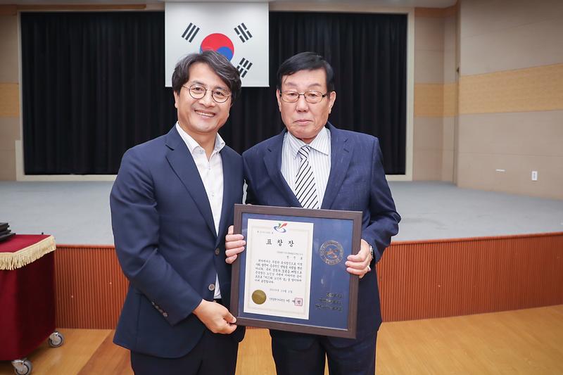 Young-9409.jpg 이미지