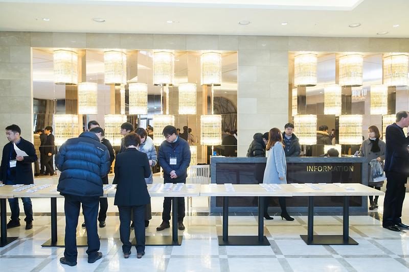 Young-9435.jpg 이미지