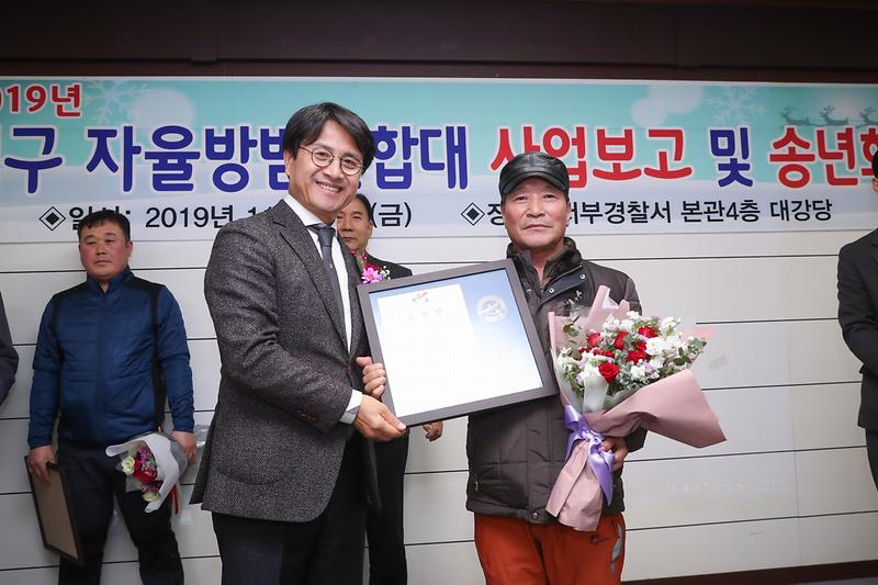 Young-9445.jpg 이미지