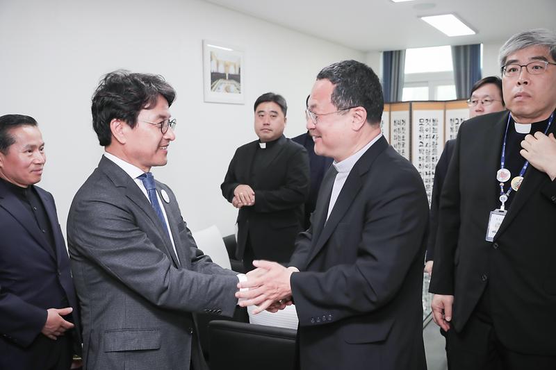 Young-9466.jpg 이미지