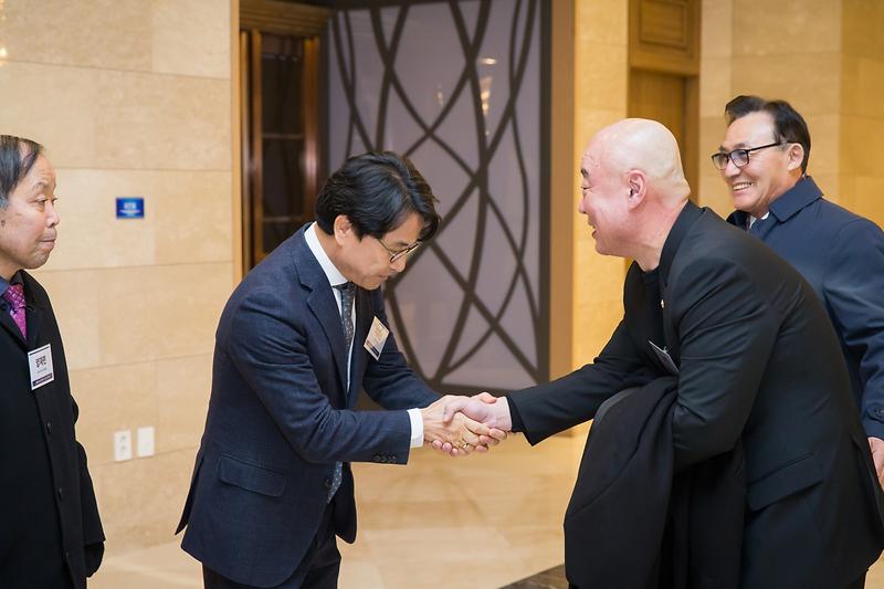 Young-9484.jpg 이미지