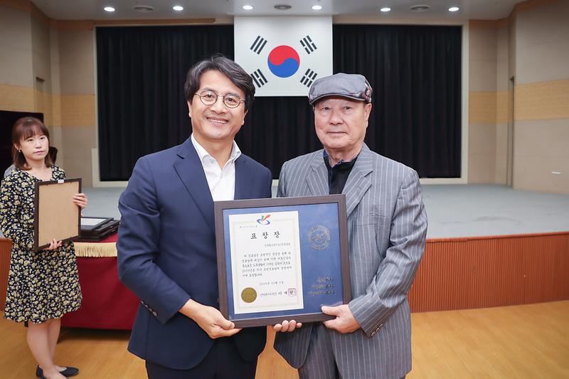 Young-9490.jpg 이미지