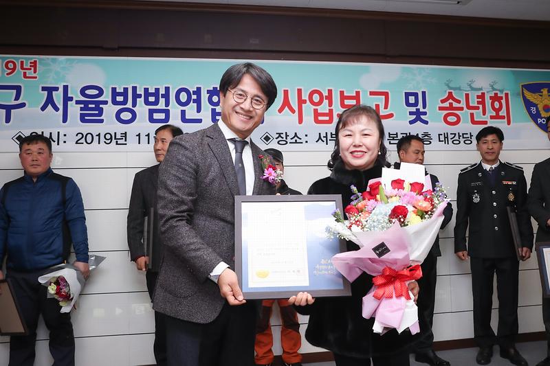 Young-9493.jpg 이미지