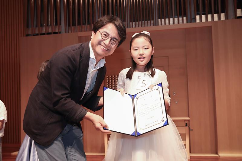 Young-9511.jpg 이미지