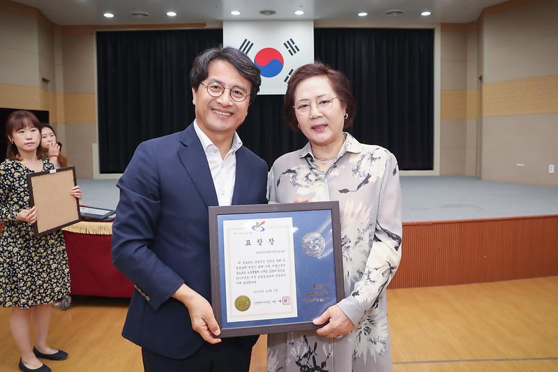 Young-9533.jpg 이미지