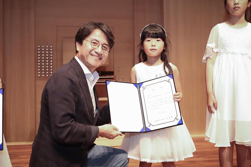 Young-9583.jpg 이미지