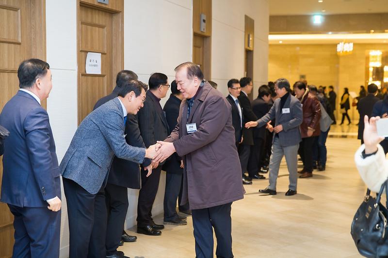 Young-9588.jpg 이미지