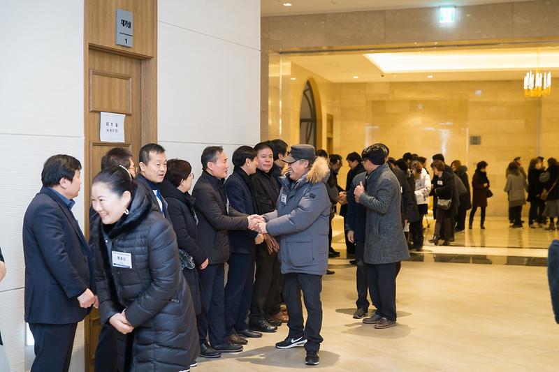 Young-9607.jpg 이미지