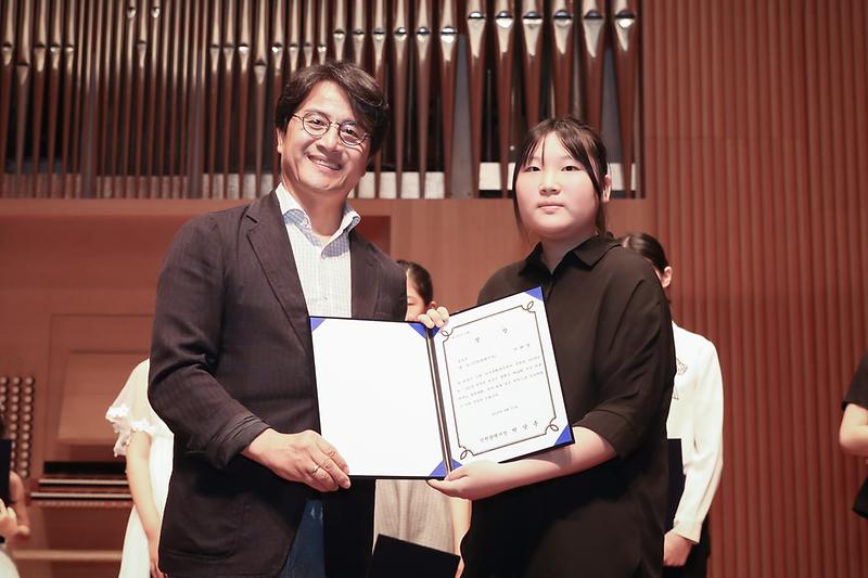 Young-9654.jpg 이미지