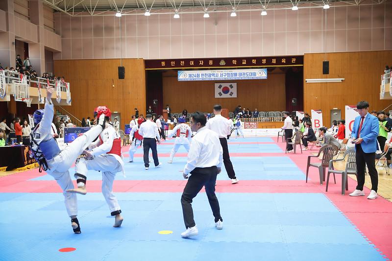 Young-9673.jpg 이미지