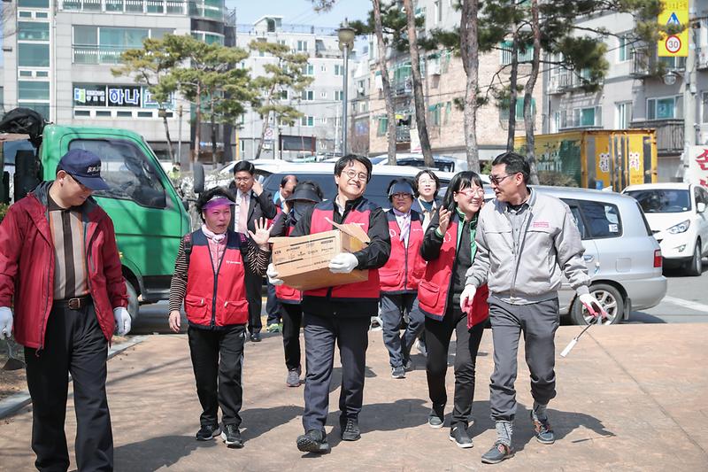 Young-9702.jpg 이미지