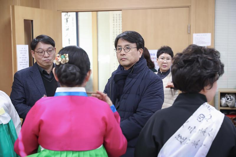 Young-9705.jpg 이미지