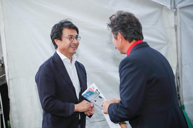 Young-9705.jpg 이미지