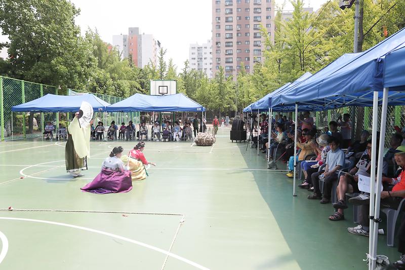 Young-9741.jpg 이미지