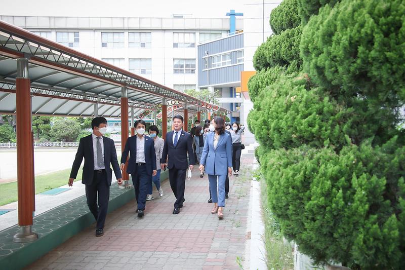 Young-0142.jpg 이미지