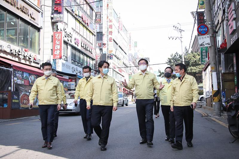 Young-1181.jpg 이미지