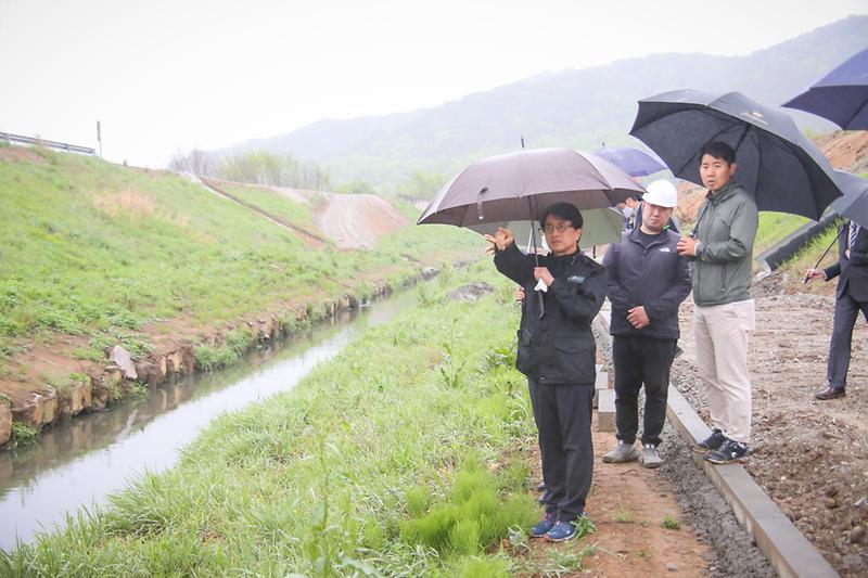 Young-1300.jpg 이미지