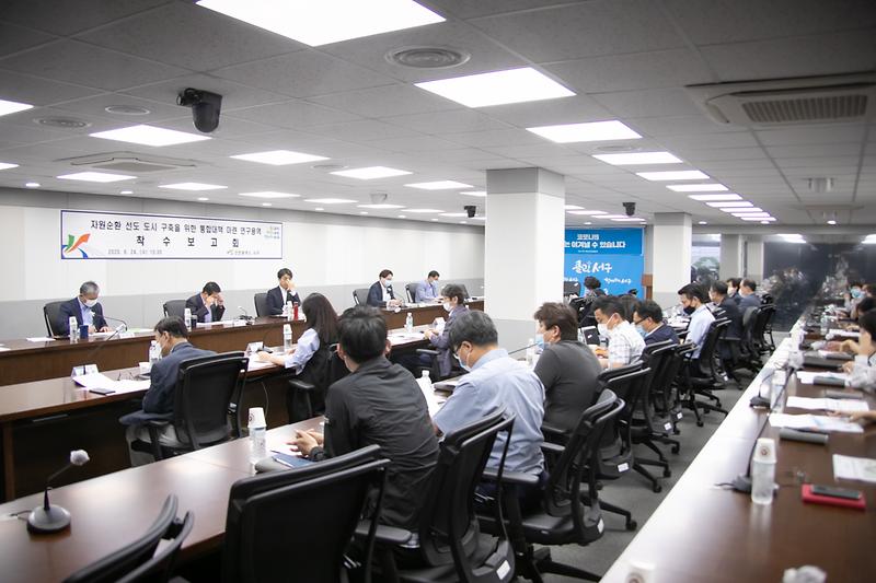 Young-1652.jpg 이미지