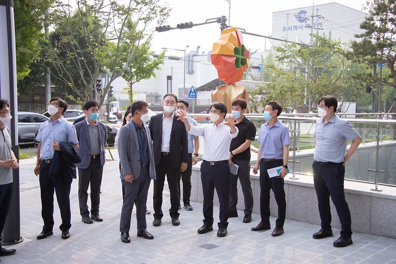 Young-1737.jpg 이미지