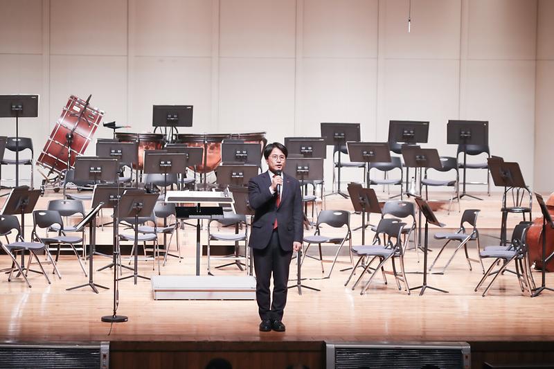 Young-1821.jpg 이미지