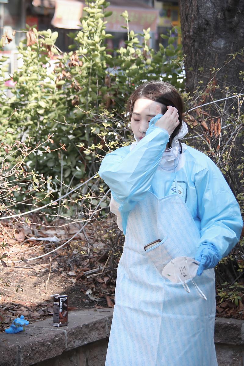 Young-1914.jpg 이미지