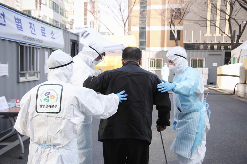 Young-1954.jpg 이미지