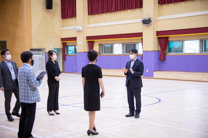 Young-2365.jpg 이미지