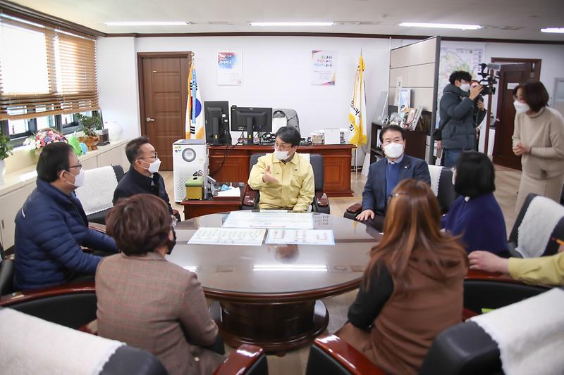 Young-3039.jpg 이미지