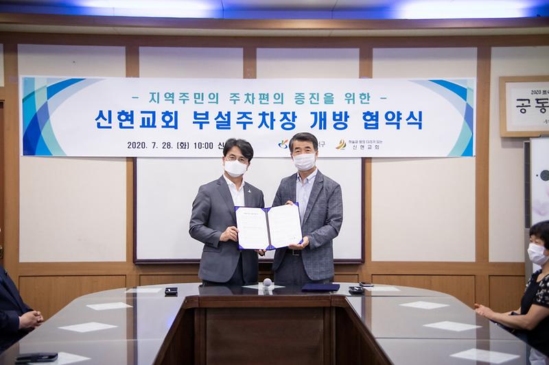 Young-3573.jpg 이미지