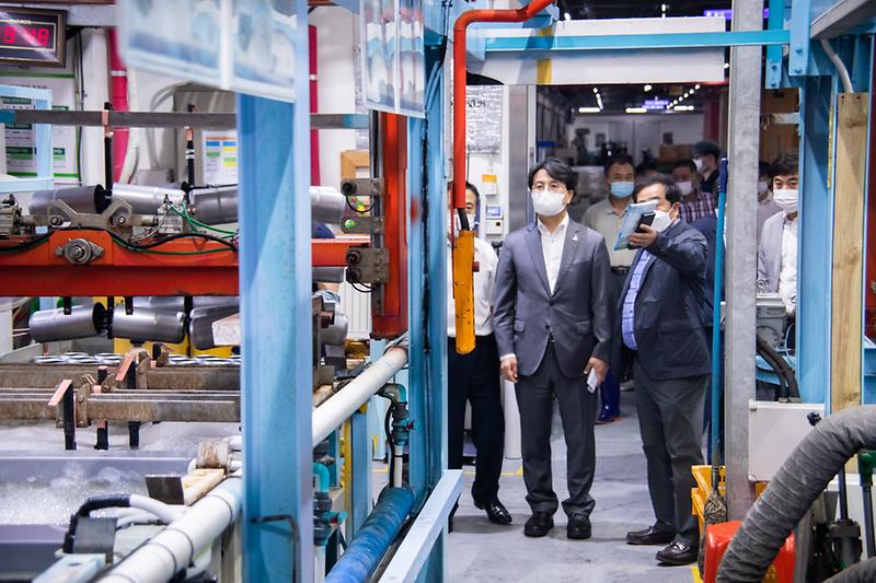 Young-3833.jpg 이미지