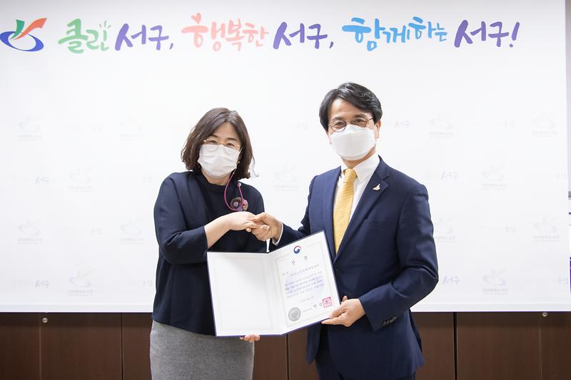 Young-4002.jpg 이미지