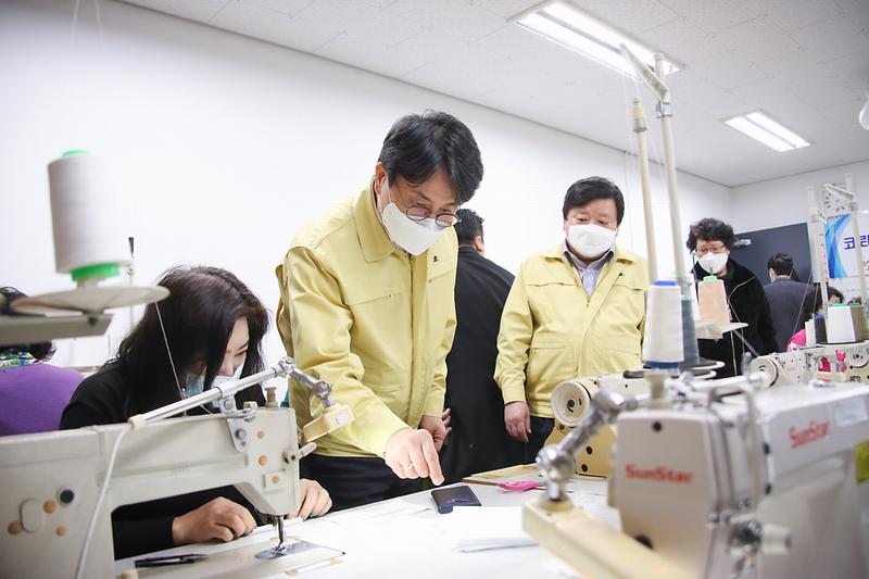 Young-4057.jpg 이미지