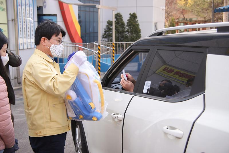 Young-4862.jpg 이미지