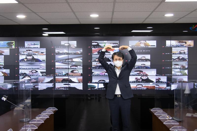 Young-5258.jpg 이미지