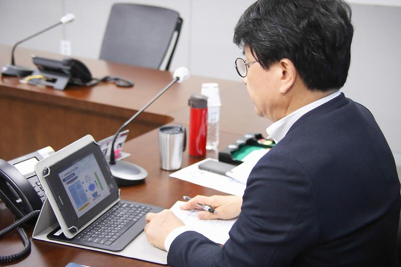 Young-5319.jpg 이미지