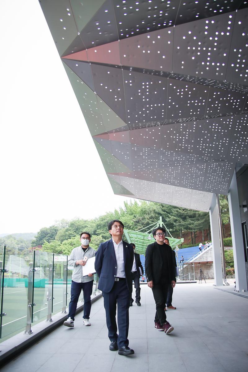 Young-5551.jpg 이미지