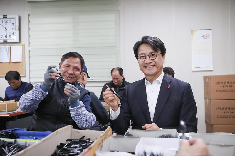 Young-6318.jpg 이미지