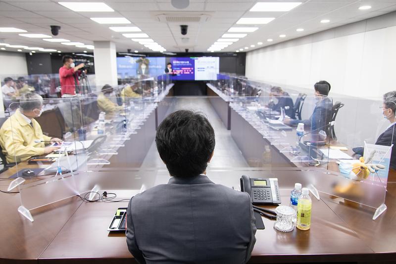 Young-6572.jpg 이미지