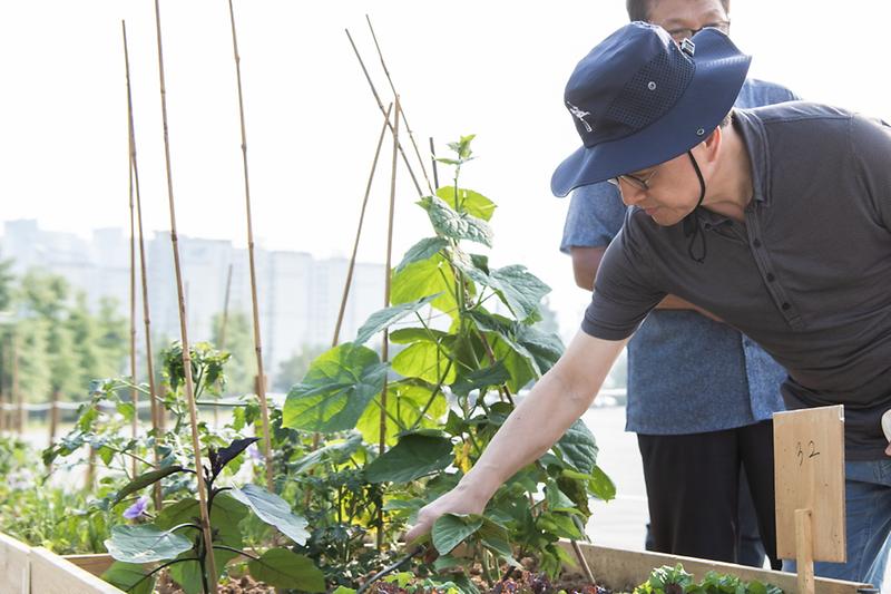 Young-6601.jpg 이미지