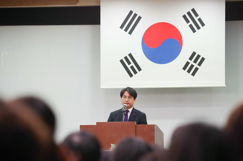 Young-6945.jpg 이미지