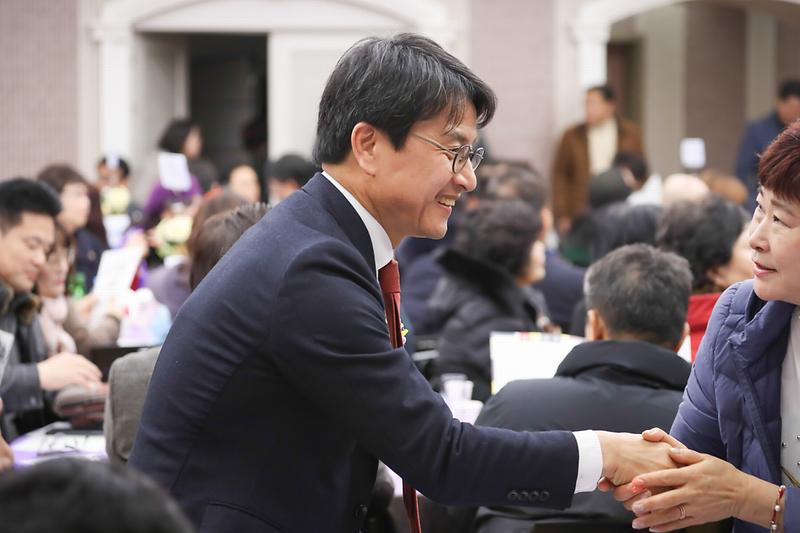 Young-7130.jpg 이미지