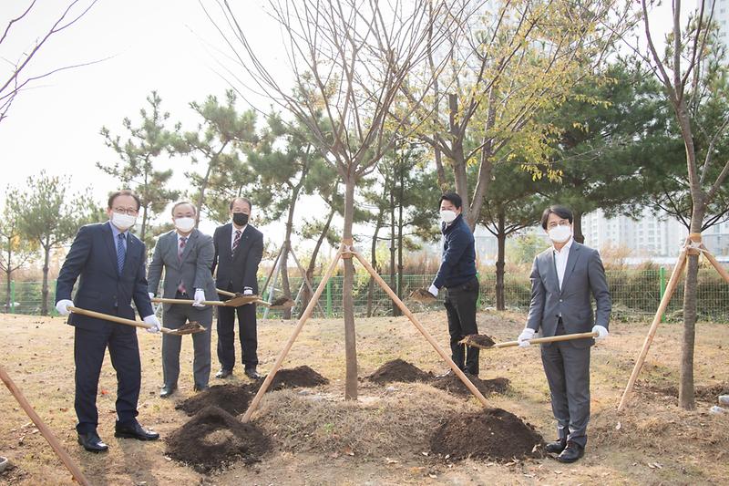 Young-7297.jpg 이미지