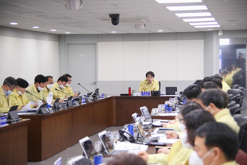 Young-7441.jpg 이미지